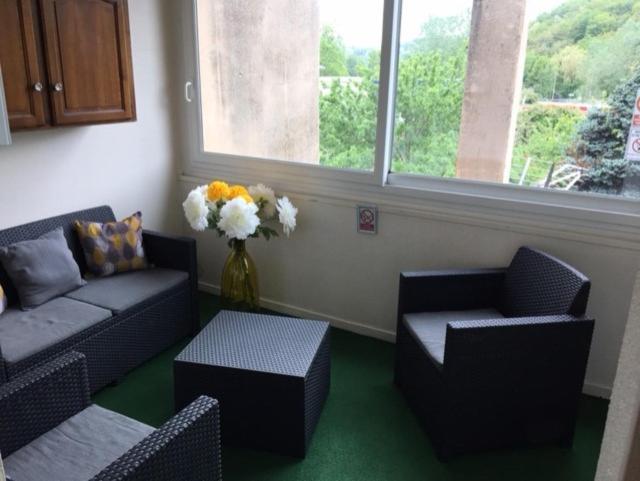 Chez Isa Et Jeanmi Apartment Дуказовил Екстериор снимка